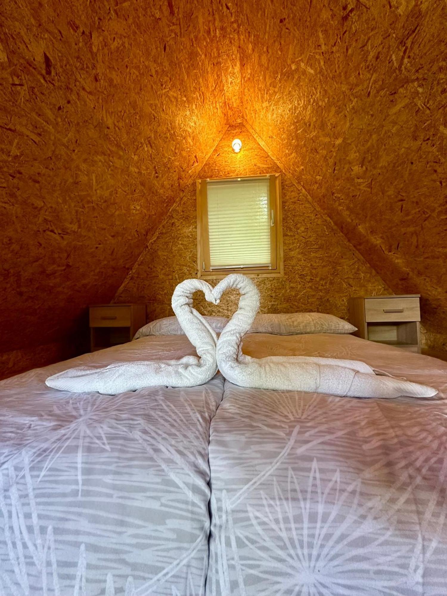 Hotel Glamping Krn Kobarid Exterior foto